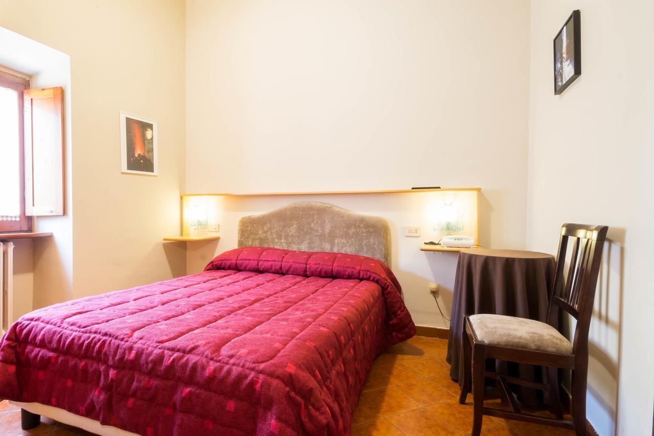 Hotel Alle Vecchie Arcate Pescasseroli Bagian luar foto