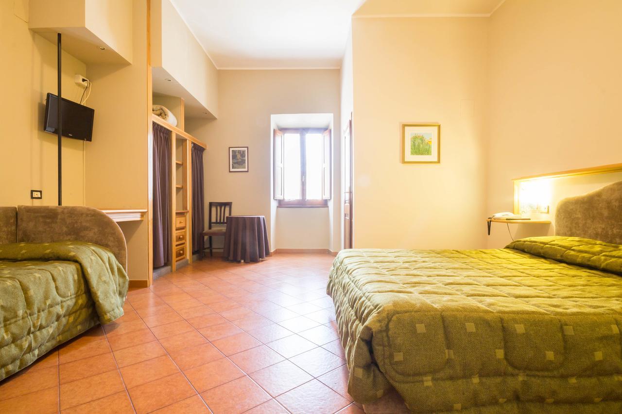 Hotel Alle Vecchie Arcate Pescasseroli Bagian luar foto