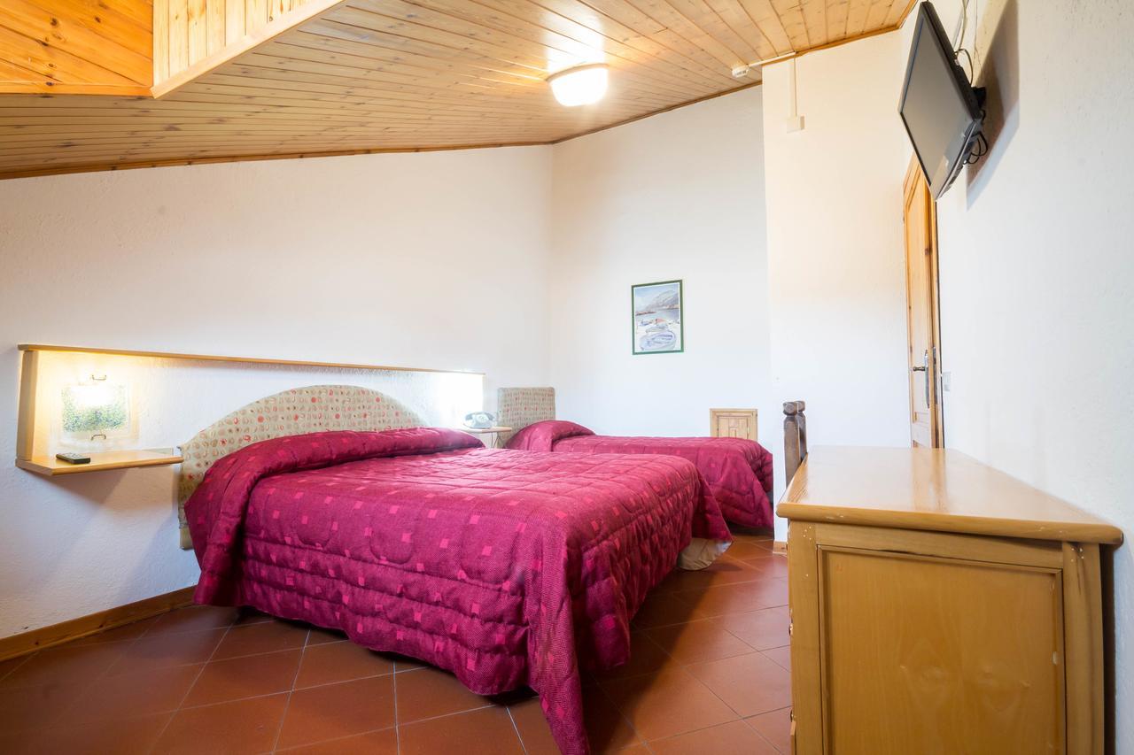 Hotel Alle Vecchie Arcate Pescasseroli Bagian luar foto