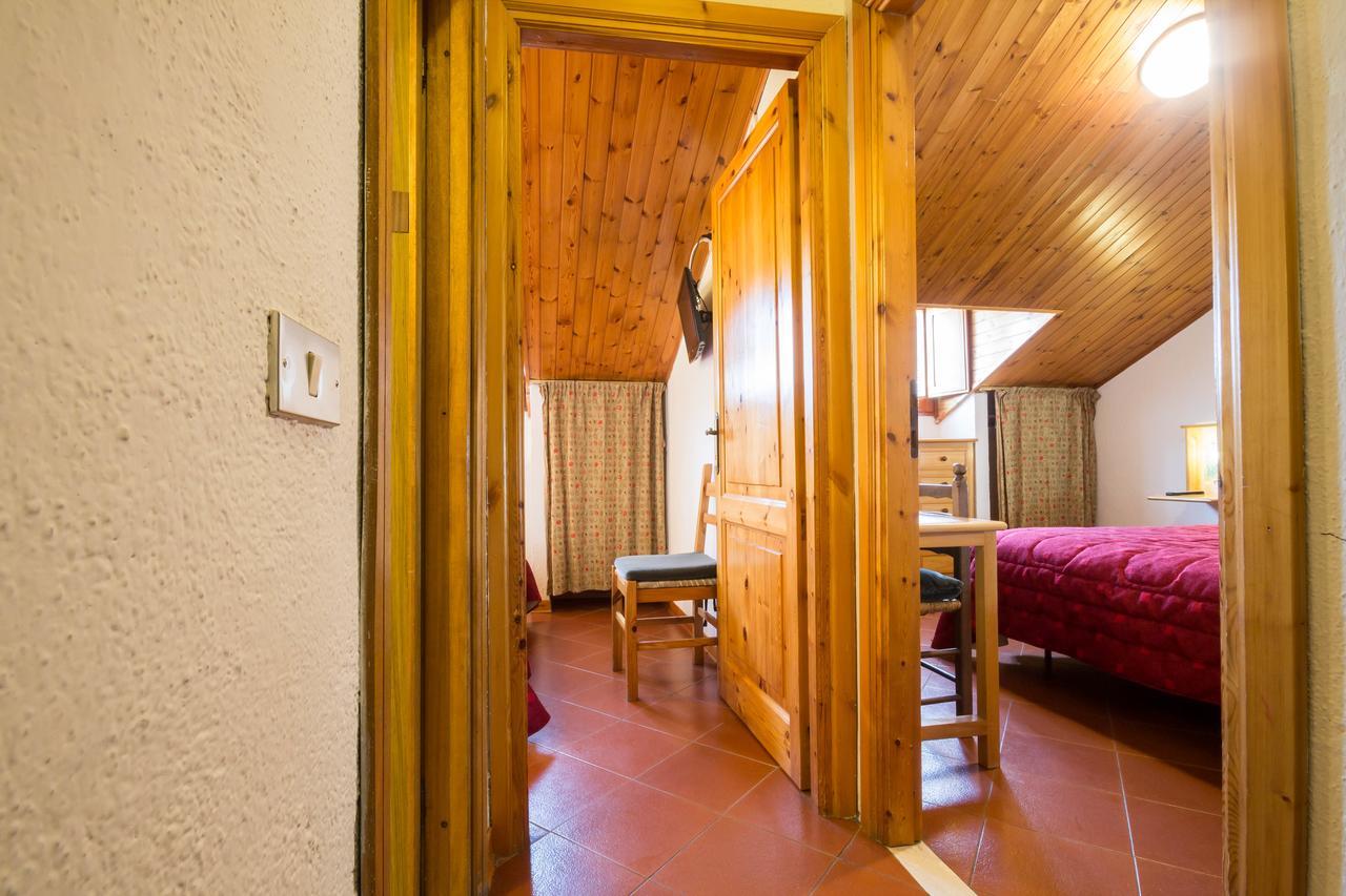 Hotel Alle Vecchie Arcate Pescasseroli Bagian luar foto