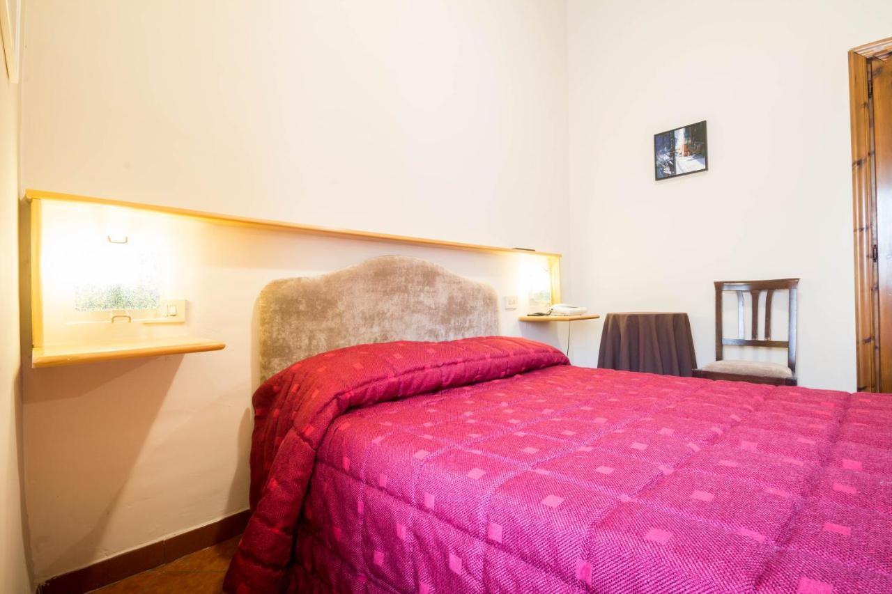 Hotel Alle Vecchie Arcate Pescasseroli Bagian luar foto
